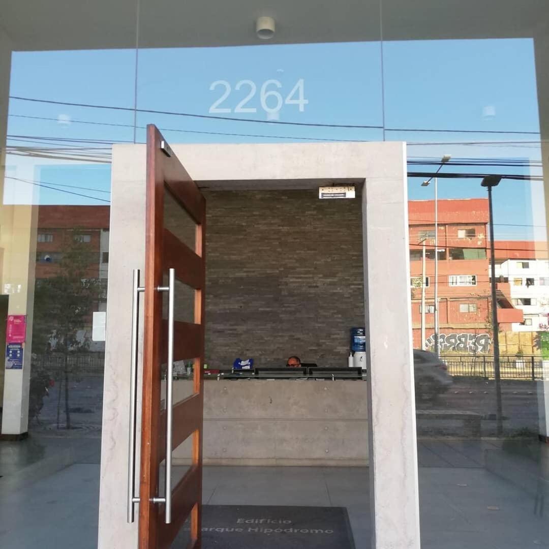 Apartamento Todo Nuevo Metro Chacabuco A Tres Minutos Santiago